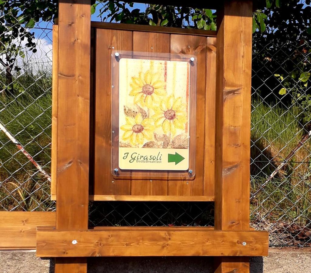 I Girasoli Sanzeno Exteriér fotografie